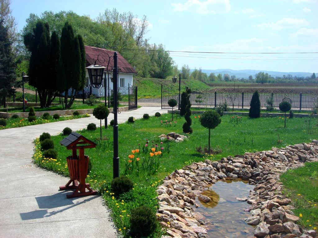 Pension La Taticu Săcălăşeni 外观 照片